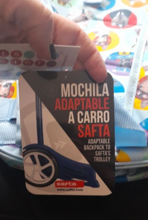 Mochila nova Safta Pets Factory com troley