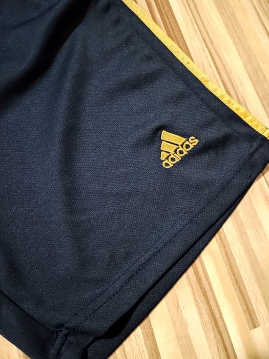 Spodenki Adidas sportowe