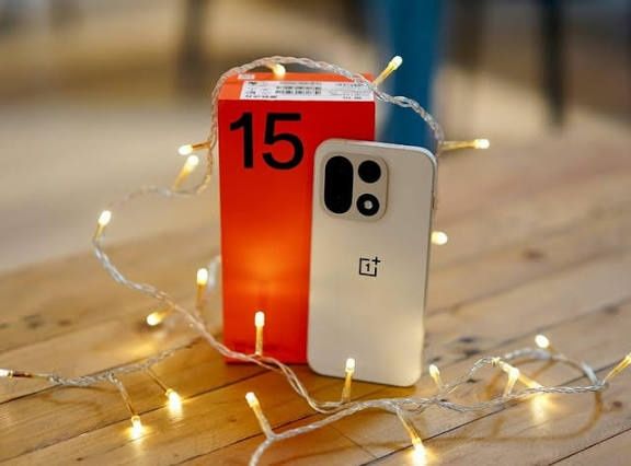 Smartfon oneplus 15 12gb/256 sand storm