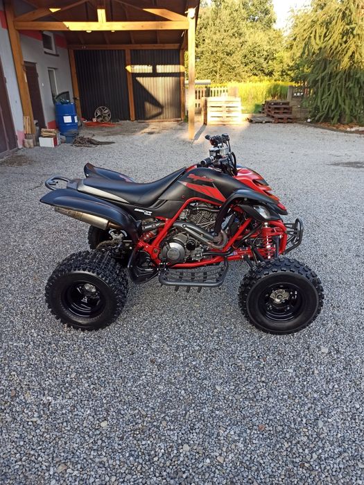 Yamaha Raptor 660