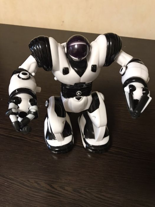 Мини-робот Wow Wee Robosapien (W8085)