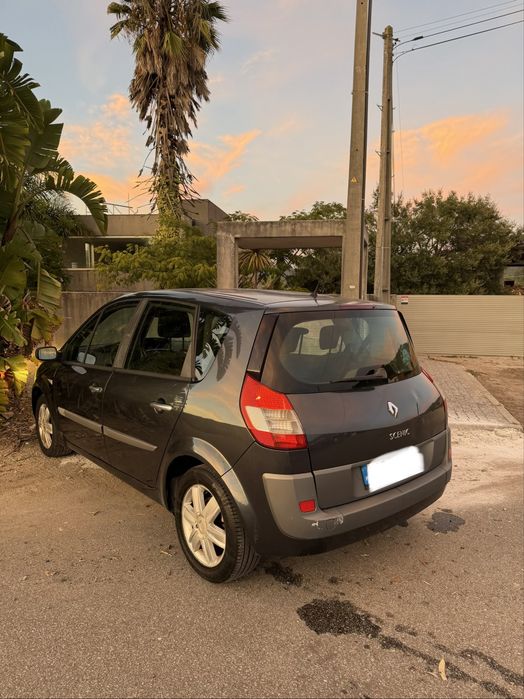 Renault Megane Senic 1.5Dci foto 2