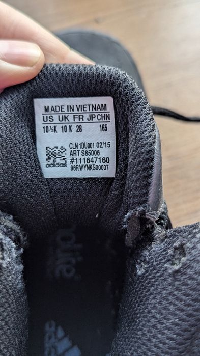 Дитячі баскетбольні кросівки adidas Isolation 2K