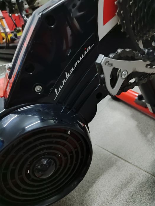 Rolo ginástica para bicicleta marca ELITE