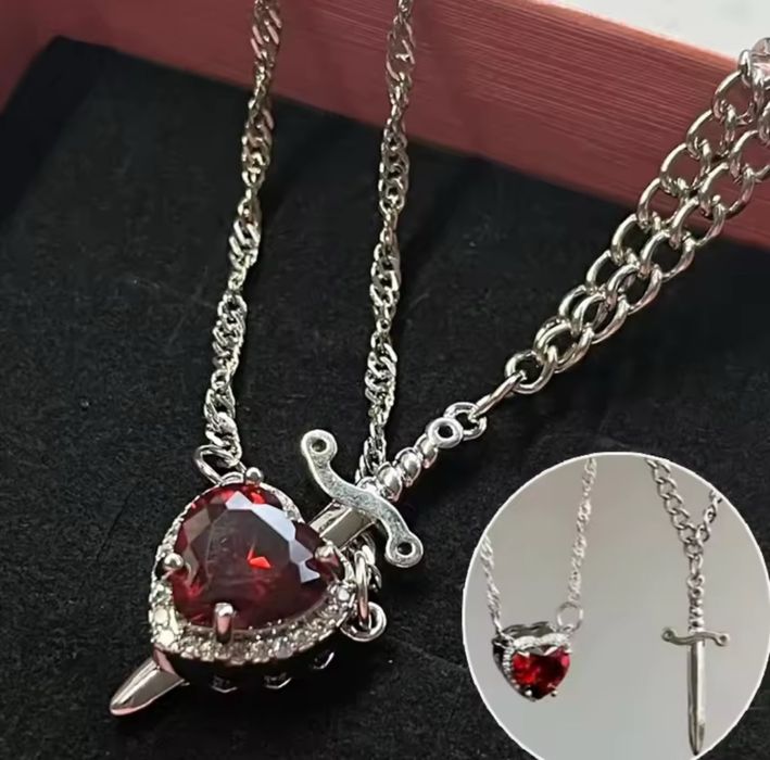 Парні підвіски для закоханих. Серце та стріла