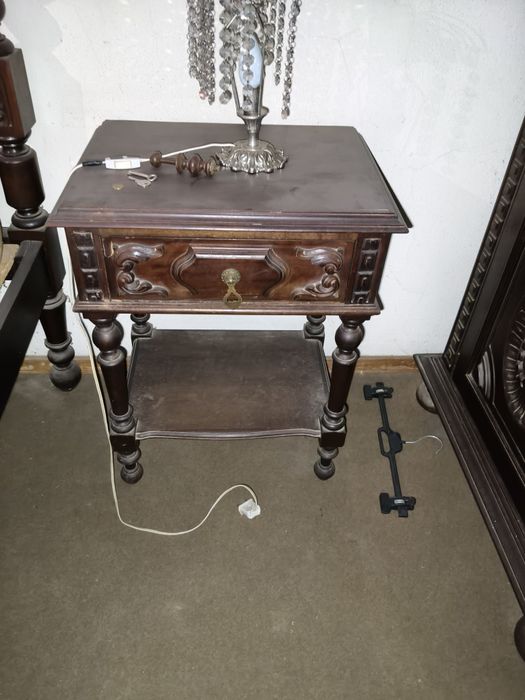 Moveis de quarto de mogno completo