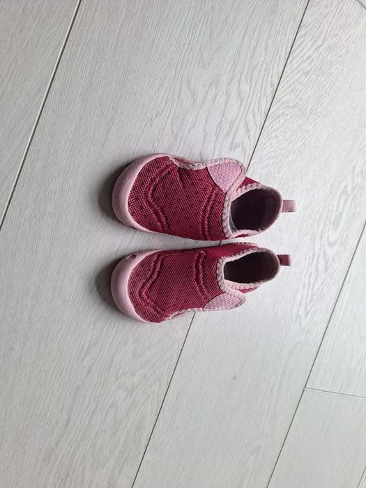 Wygodne buciki Decathlon, rozm. 25.5