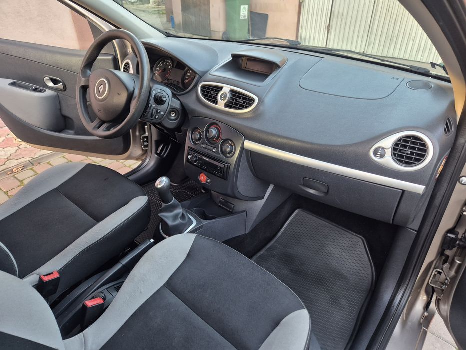 Продається свіжопригнаний автомобіль Renault Clio 2012  рік