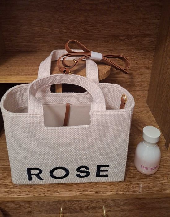 Perfume Rose + mala - novo