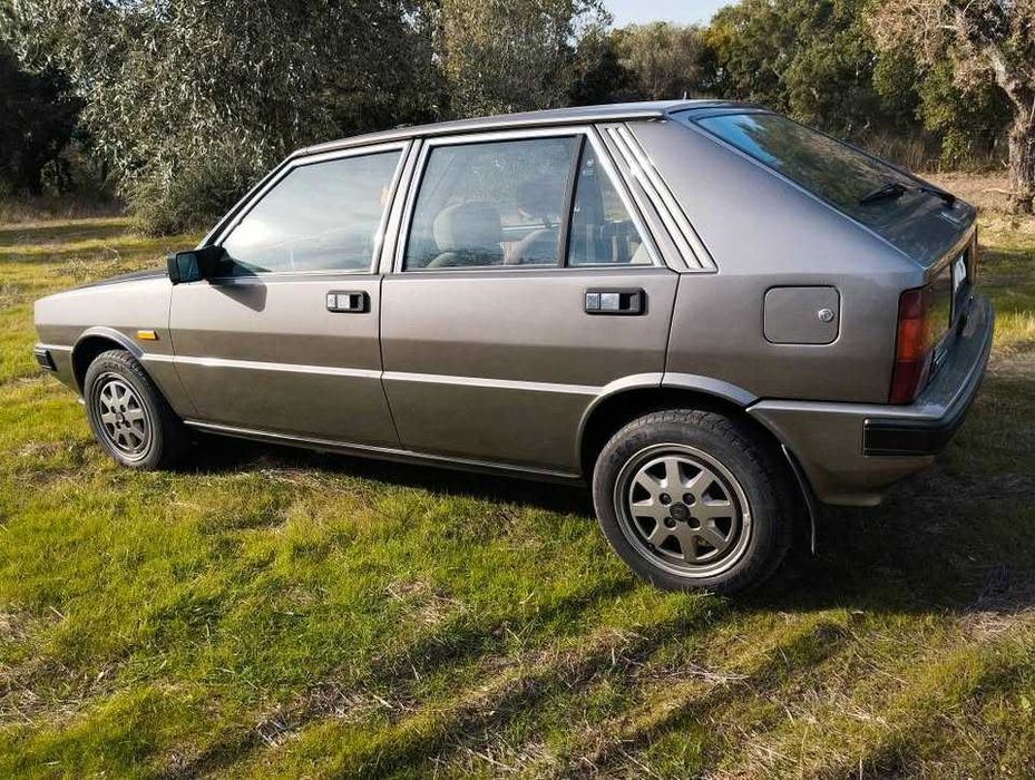 Lancia Delta 1300 LX