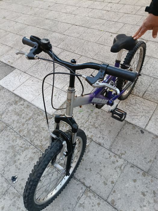 50€ bicicleta roda 20 com mudanças suspensão pegar e andar