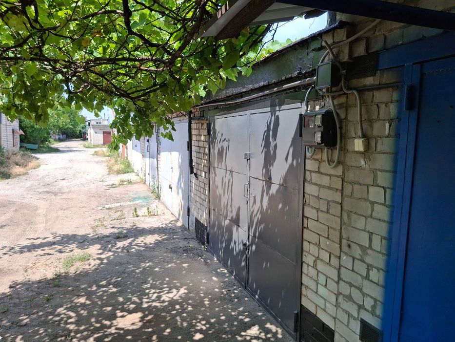 продаж гаража 6х3.5м