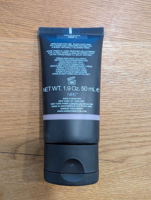 Krem, podkład koloryzujący - NARS Pure Radiant, 2Deep Granada
