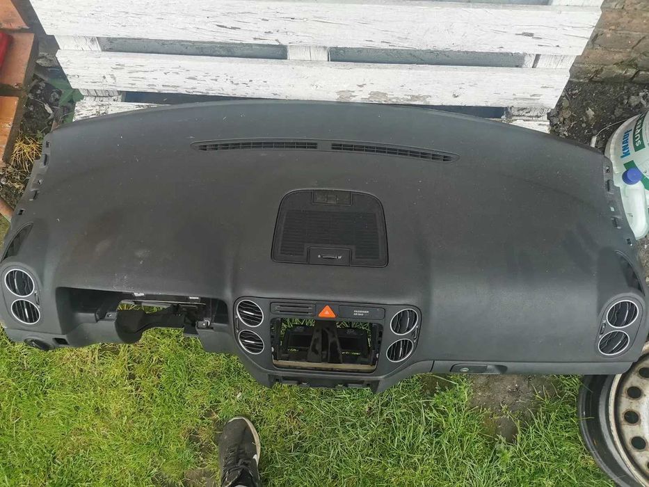 VW GOLF V PLUS deska rozdzielcza konsola kokpit wysyłka