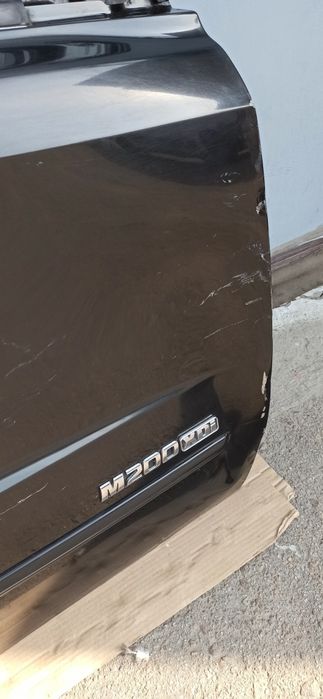 Двері праві передні ssangyong