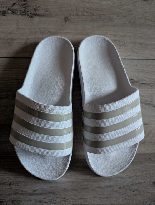 Шлепанцы слайдеры б/у Адидас Adidas 36 р 23 см
