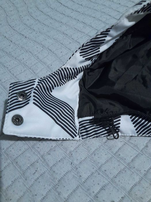 Капюшон фирмы She is Amazing