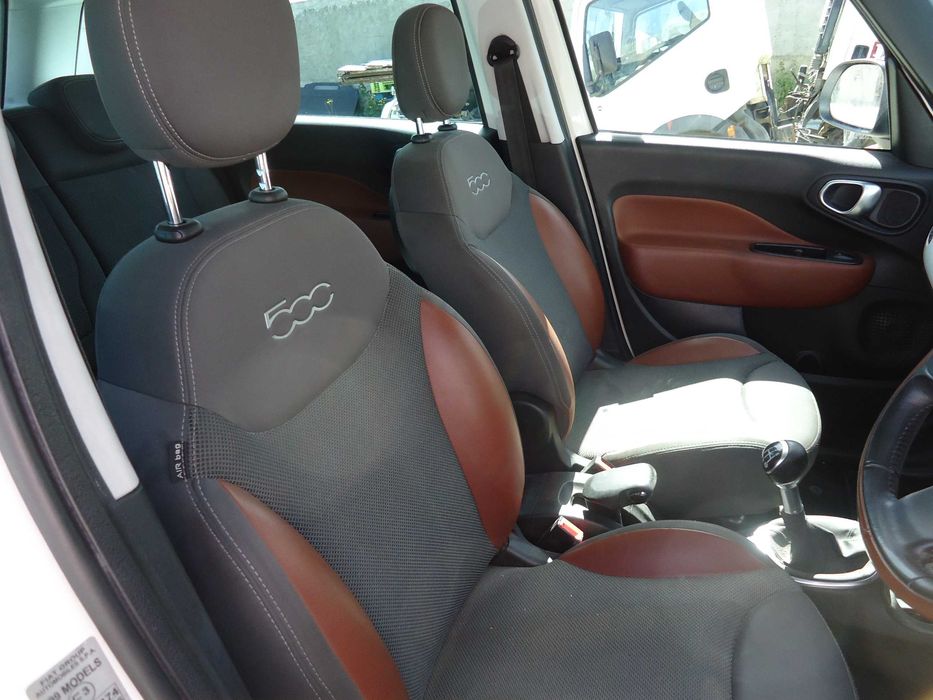 Fiat 500L 1.3 Mjet 85cv (199B4000) de 2014 só ás peças