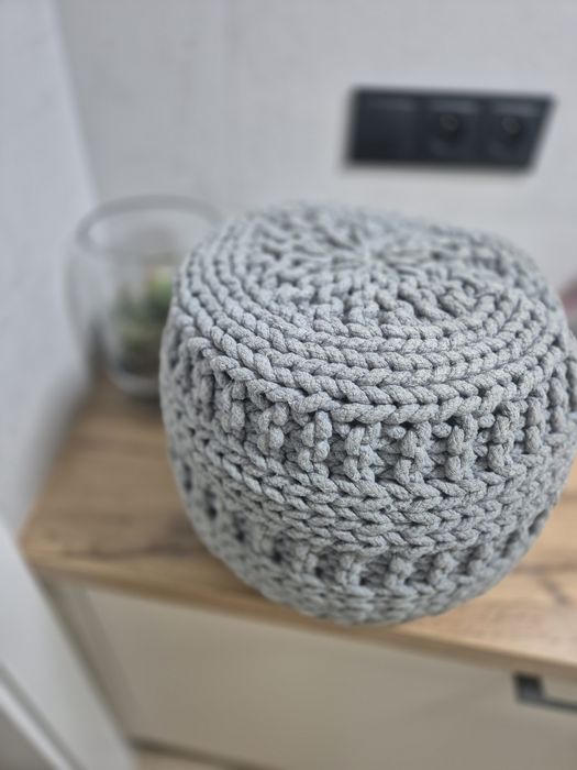 Pufa szary sznurek pleciona (zawartość nowy wkład)