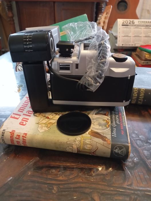 Máquina fotográfica nova