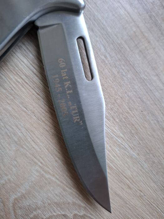 Nóż survivalowy kompas etui