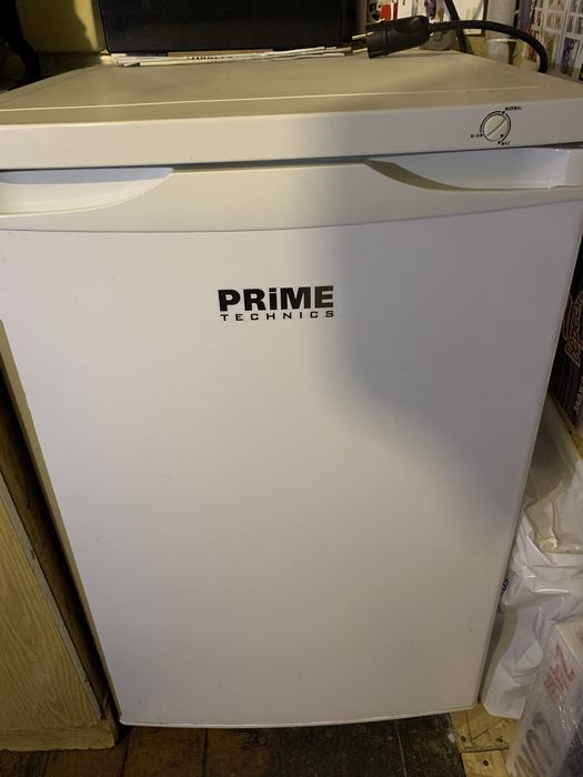 Морозильная камера Prime Technics FS 801 M