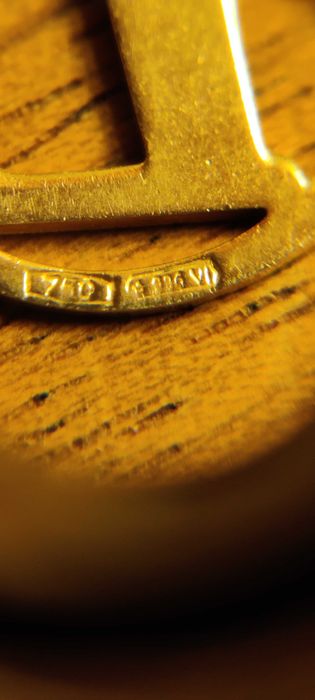 Pendente italiano em ouro 18K (750) – Sandro Beda, Vicenza – letra L - 1,62g