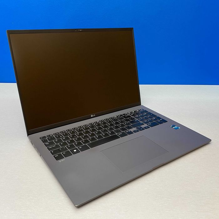 LG Gram 17Z90Q | 17.3" WQXGA (i5-1240P/16GB DDR5/512GB SSD)
