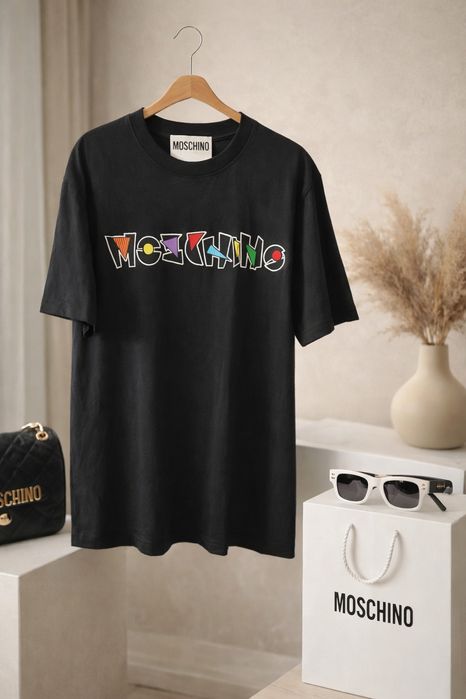 Oryginalna koszulka moschino