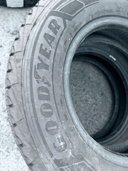 205 75 16 Goodyear UltraGrip Cargo 90% 2023 Шини Зима