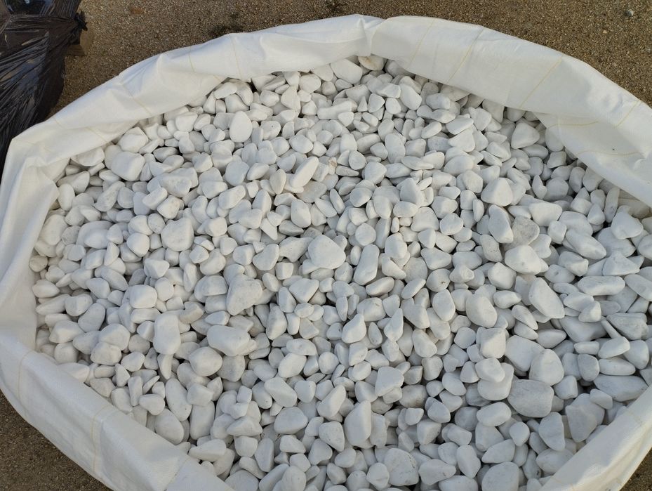 Grysy Otoczaki Kora Antracytowa Dalmatyńczyk Gnejs Otoczaki