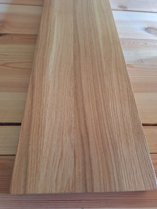 Stopnie dębowe jesion