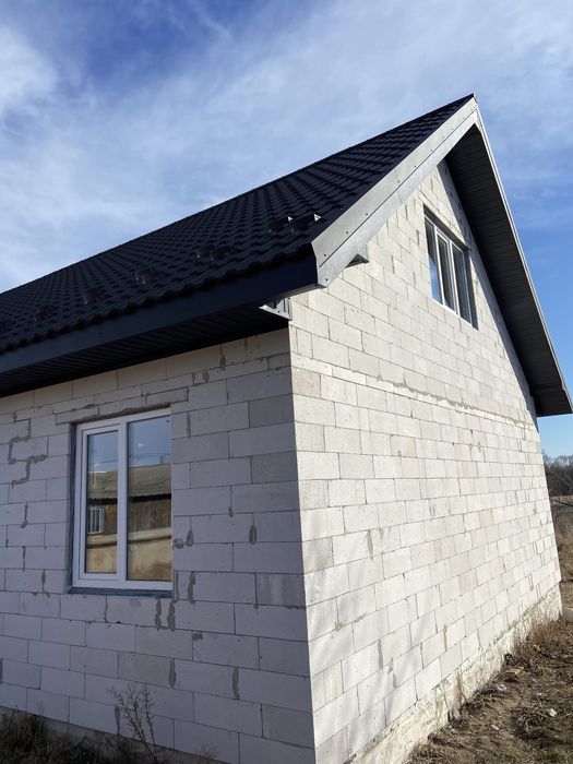 Будинок 1 поверх 85 кв. метрів +2 поверх 70 кв.метрів