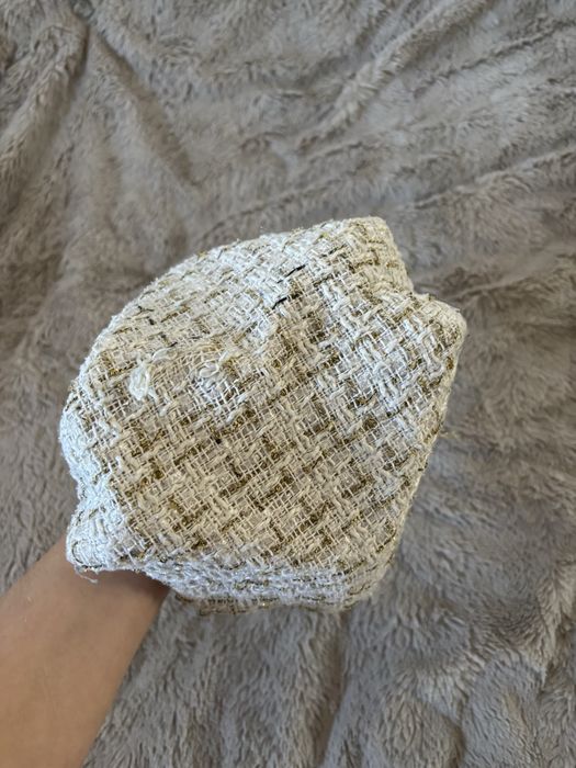 Biało złota elegancka duża kosmetyczka pouch biała