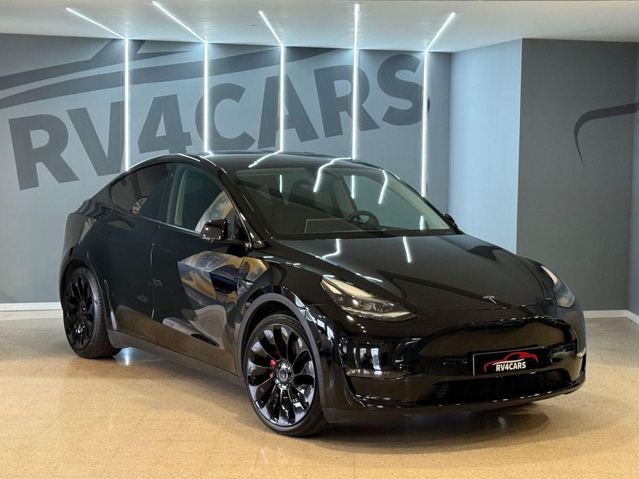 Tesla Model Y Performance Dual Motor AWD
