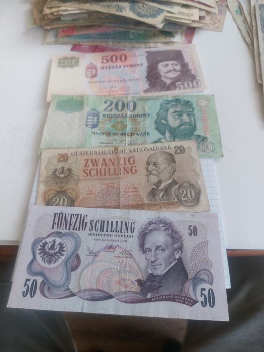Zestaw banknotów Świata