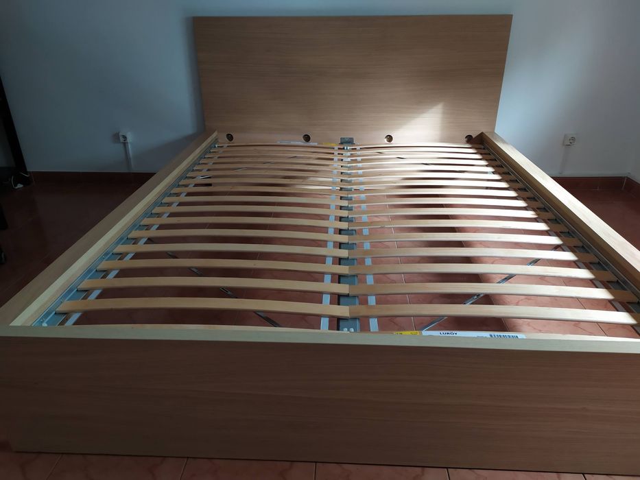 Cama IKEA MALM + estrado LURØY — 160x200 cm
