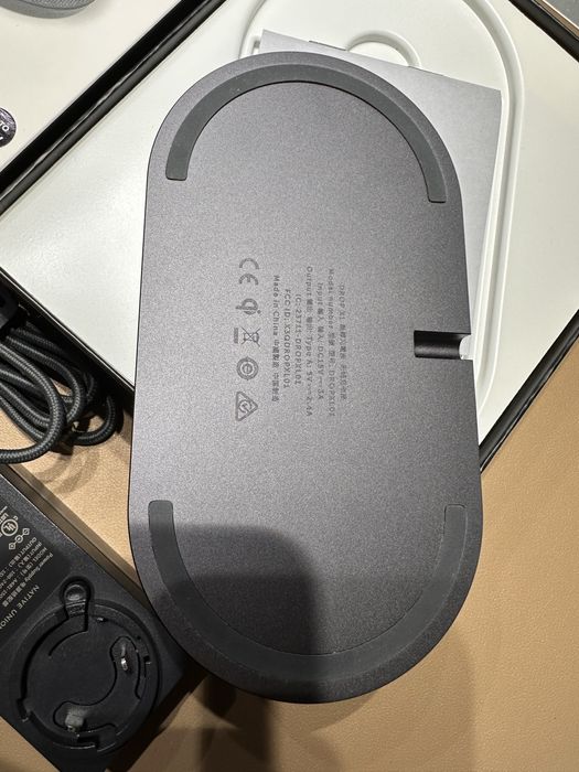 Бездротова зарядка Native Union XL на 2 пристрої