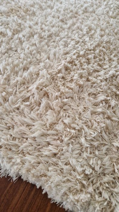 Tapete beje 2,3m X 1,6m