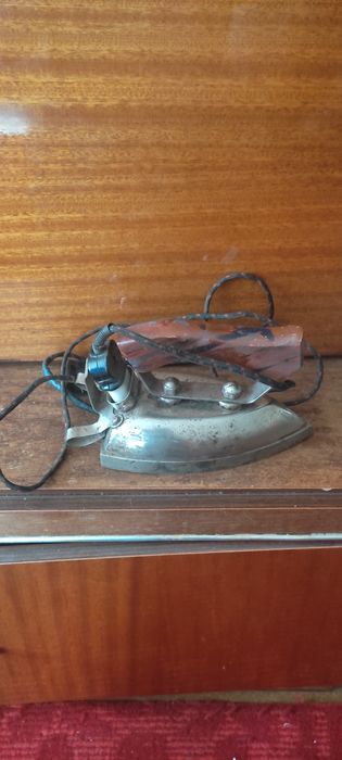 Утюг в рабочем состоянии