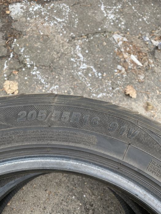 Комплет летней резины 205/55/16 хорошее состояние