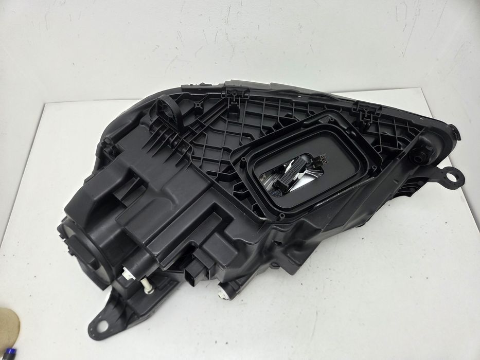 Фара права Mercedes GLE W167 2024-2025 USA