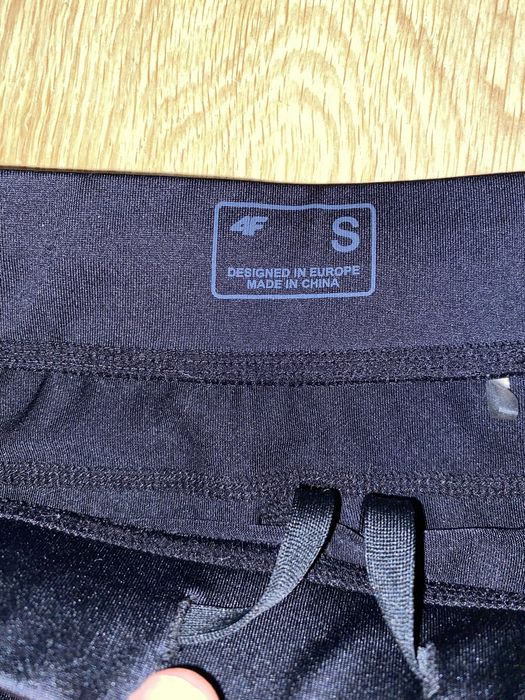 Спортивна термобілизна 4F