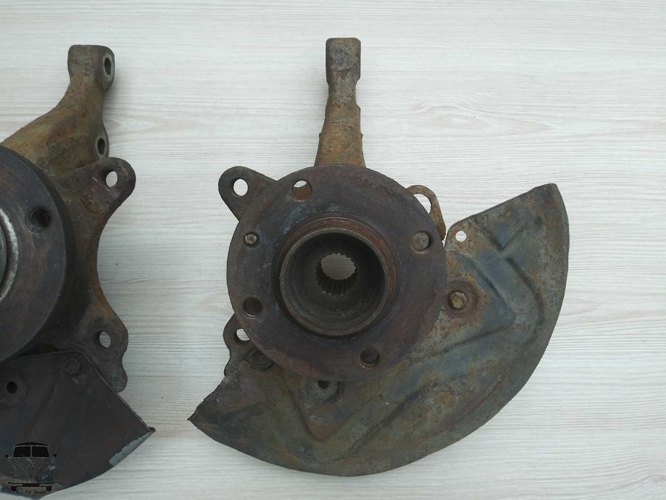 Цапфа ступица Гольф 3 Венто Пассат Б3 Пассат Б4