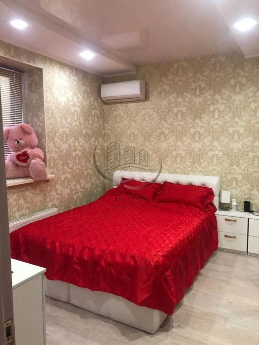 Здам 2 кімнатну квартиру (таунхаус), м. Холодна гора,