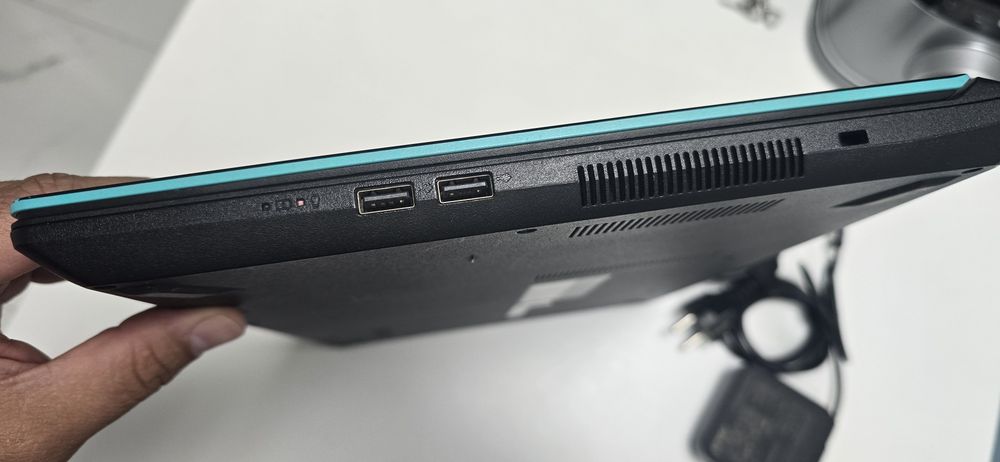 Portatil Asus excelente estado