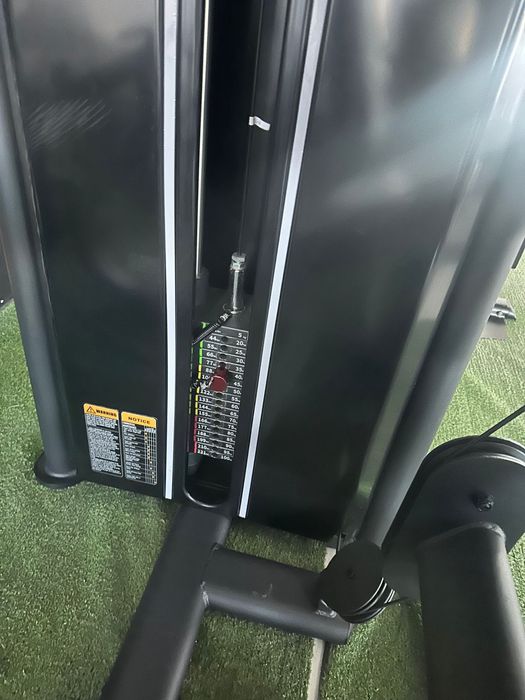 Máquinas novas de ginasio/estudio