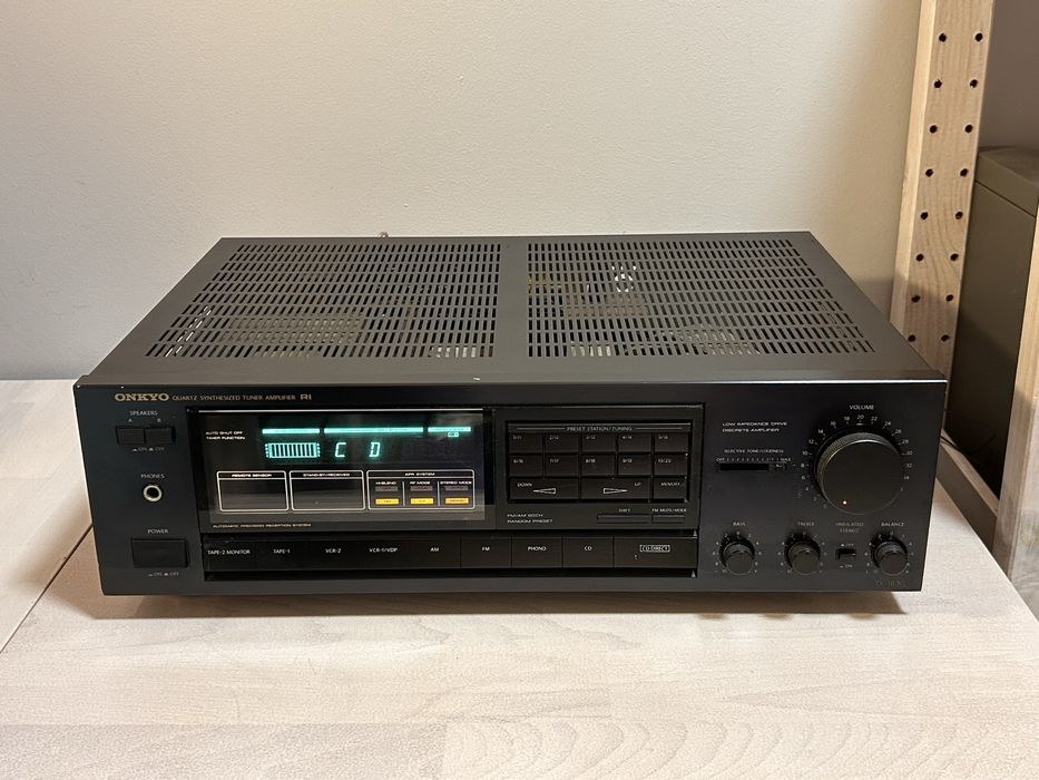 Onkyo TX-7630 / Amplituner stereo / Mocny / Metalowy front / BDB / Vintage audio / wzmacniacz