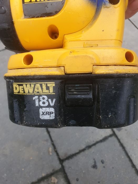 Lampka Dewalt Bateria Wysyłka
