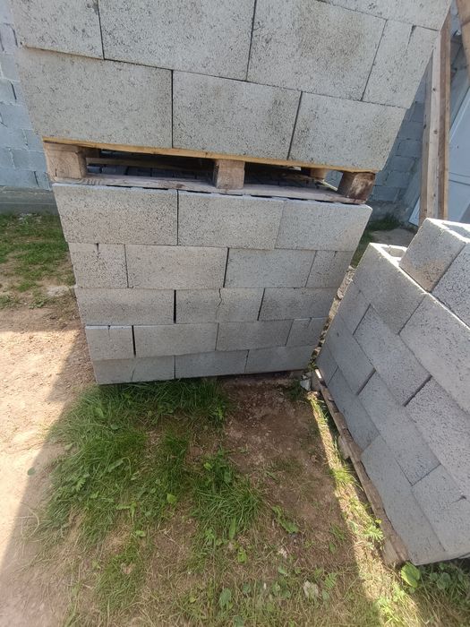 Шлакоблок  продам